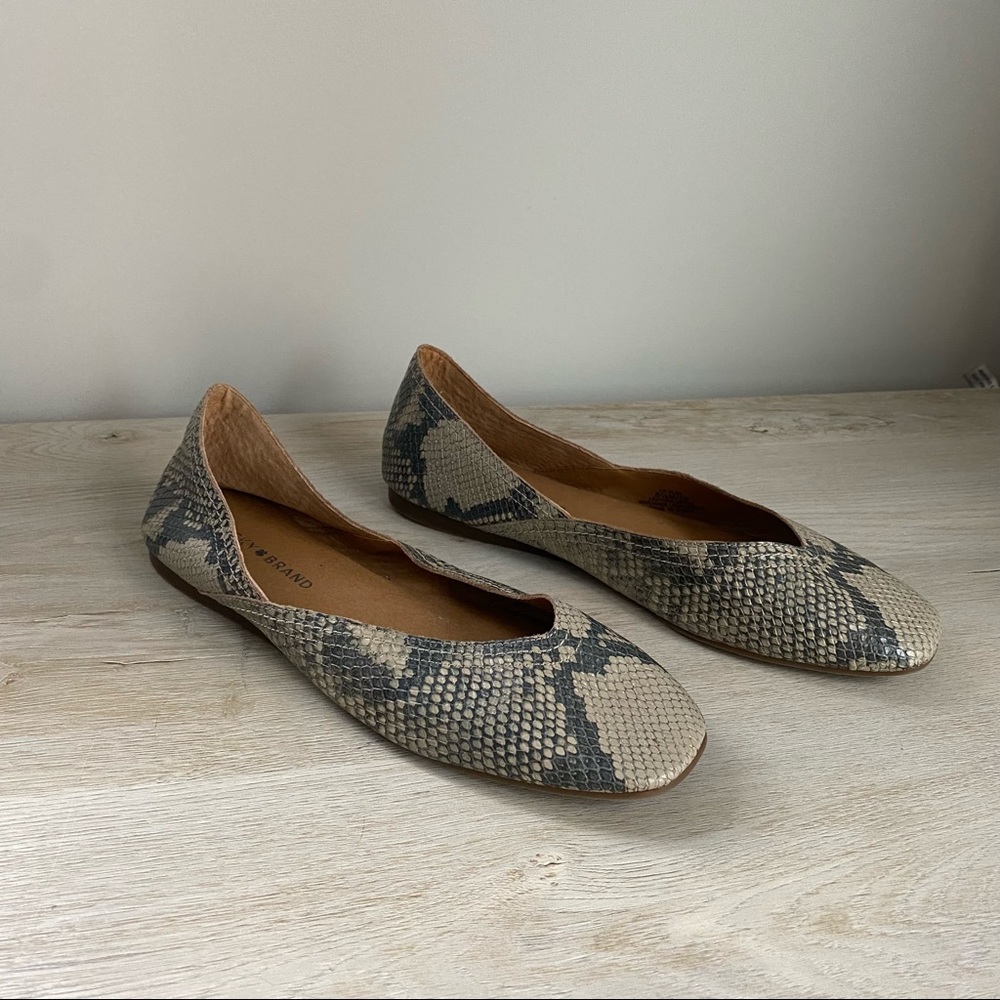 Lucky Brand Alba Snake Print Ballet Flat Slip on Shoes